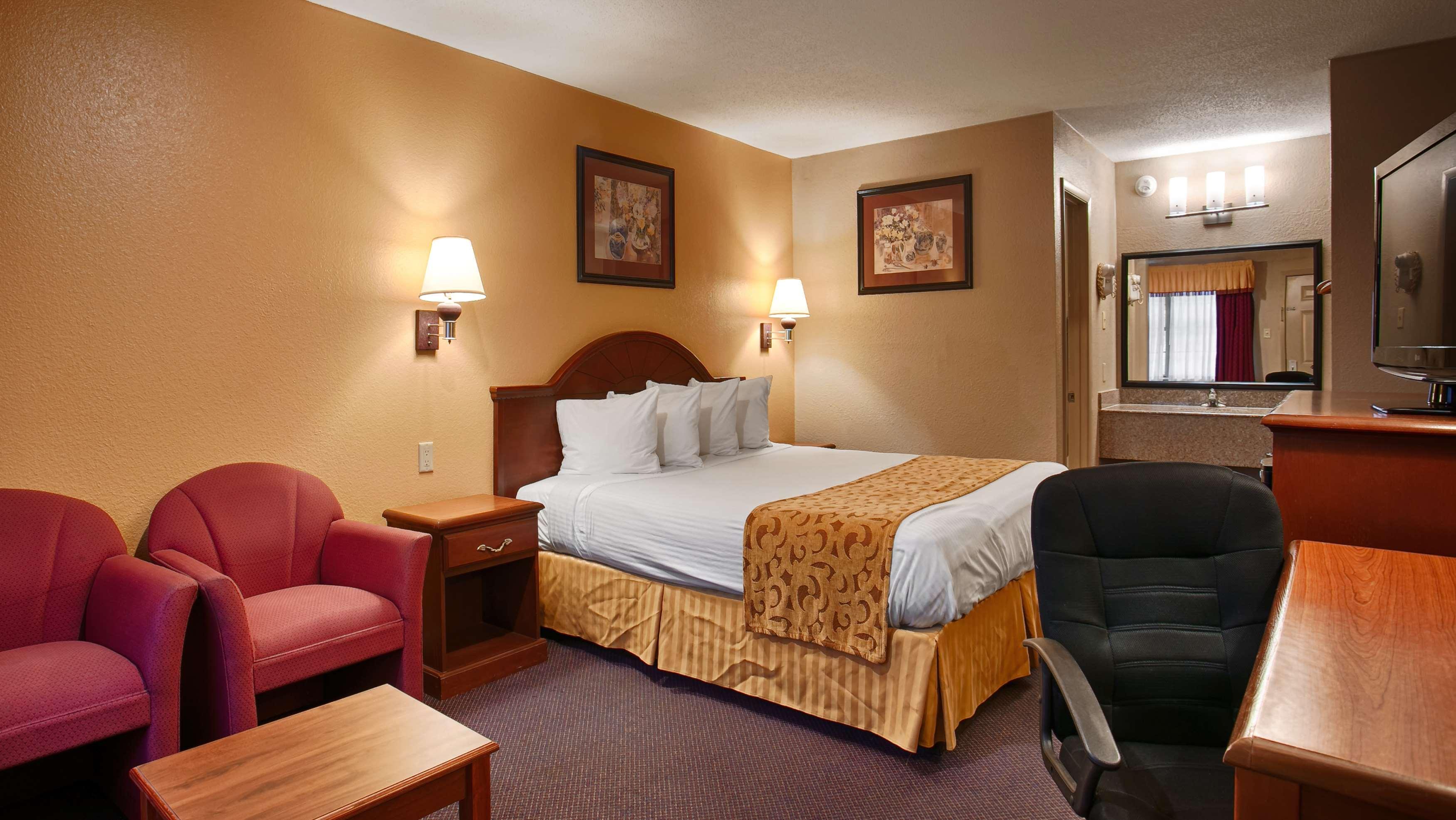 Best Western Delhi Inn Eksteriør billede